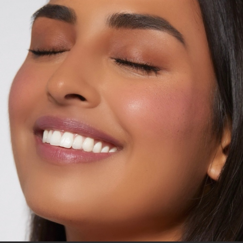 💋HP💋Rare Beauty - Believe Soft Pinch Liquid Blush - Picture 4 of 16
